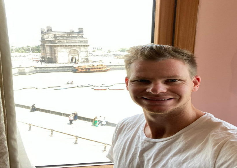 Steve Smith joins