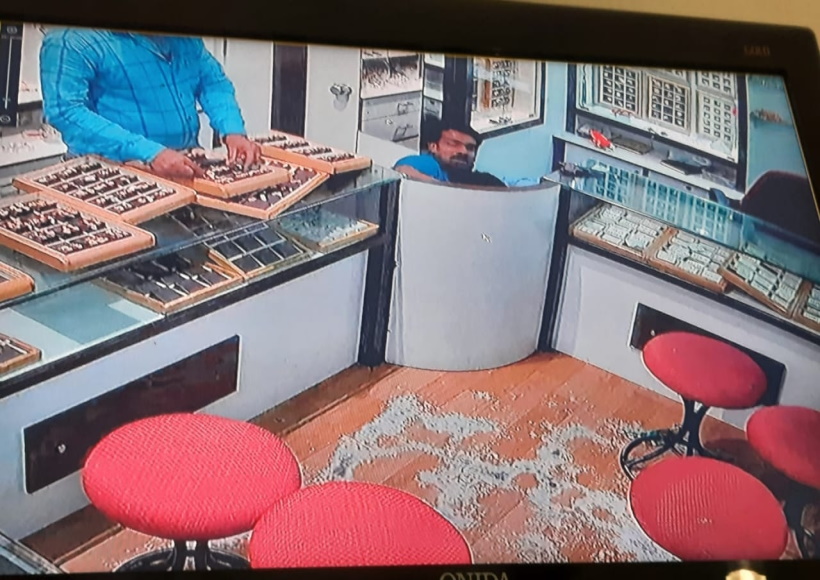 कर्नाटक पुलिस ने ज्वैलरी स्टोर पर शूटआउट और डकैती मामले का किया खुलासा, 6 गिरफ्तार