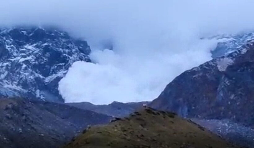 Fierce avalanche came again behind Kedarnath temple.