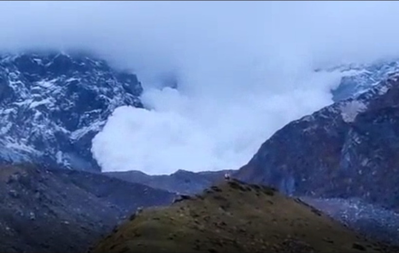 Fierce avalanche came again behind Kedarnath temple.