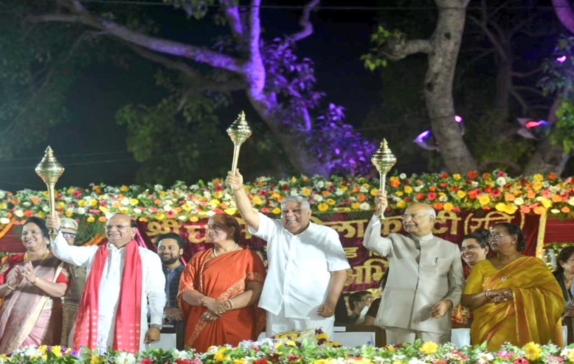 Ravan Dahan took place in Delhi in the presence of Vice President and LG.