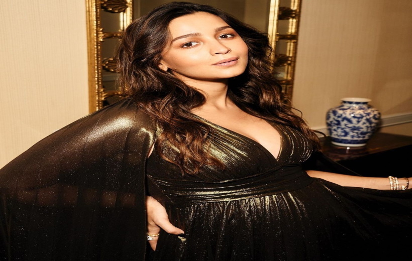 Alia Bhatt says her baby 'relentlessly kicked' during her acceptance speech.