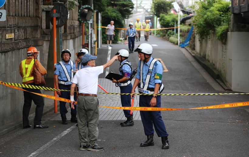 YOKOHAMA, Sept. 5, 2019 (Xinhua) -- Policemen set warning cordon near the accident scene in Yokohama, Japan
