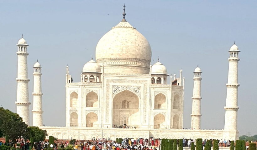 Taj mahal.