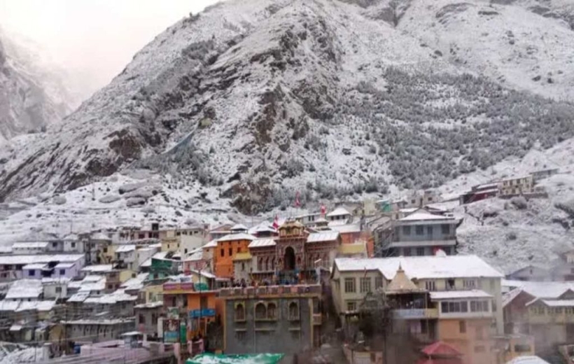 Season's first snowfall in Badrinath, these districts may rain today.