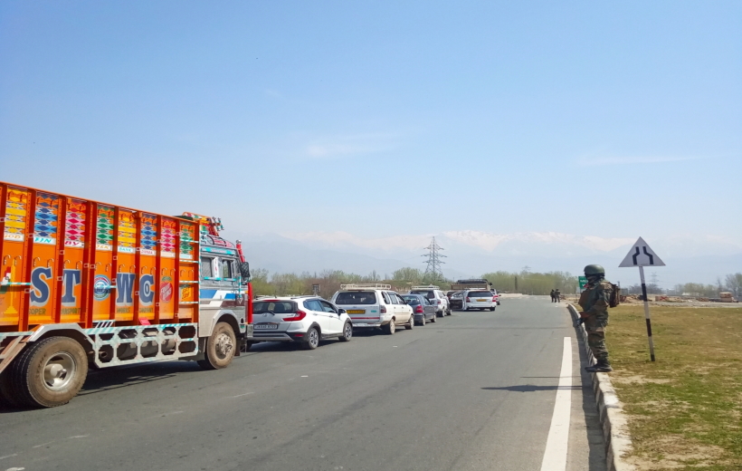 A queue of vehicles seen on the Jammu-Srinagar highway