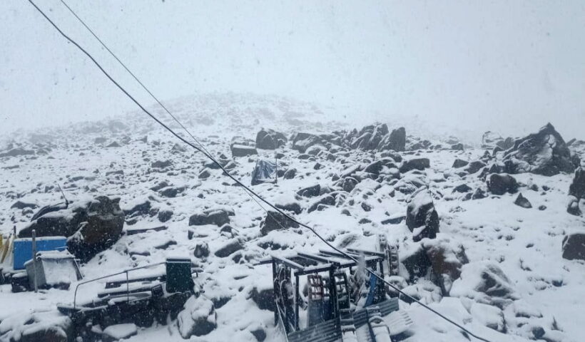 Gulmarg : Gulmarg receives fresh snowfall