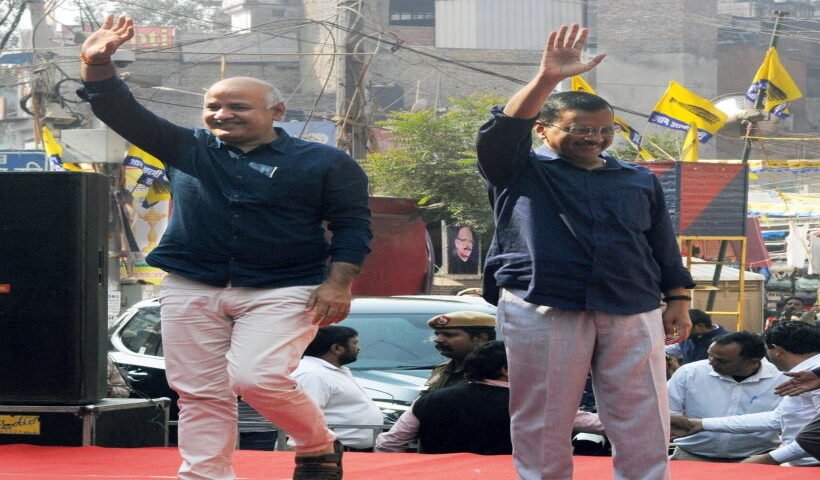 मनीष सिसोदिया और अरविंद केजरीवाल