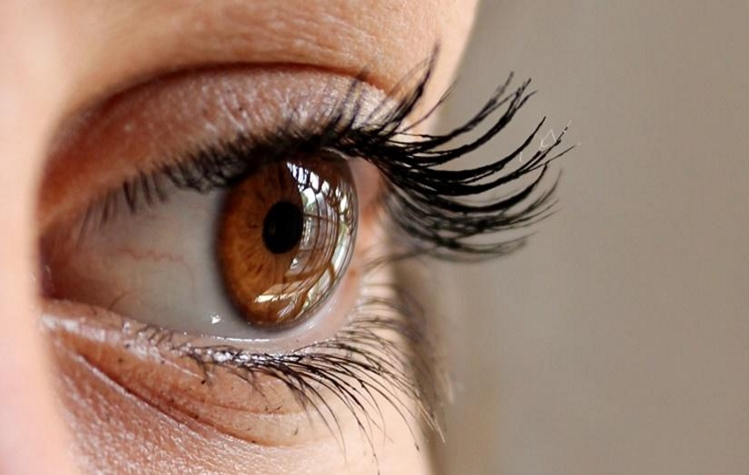 Makeup hacks to make your eyes look bigger