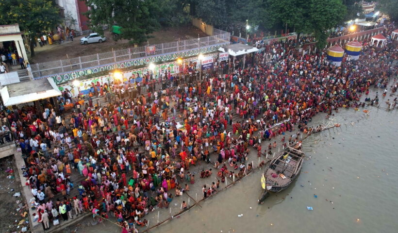 Patna: Devotees gather on the banks of river Ganga to take a holy dip on the occasion of Kartik Purnima in Patna on Tuesday, November 08, 2022