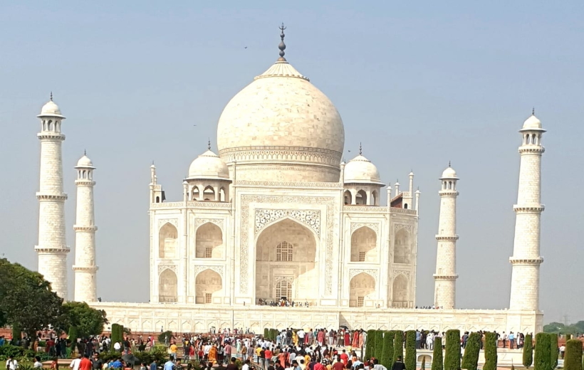 Taj mahal.