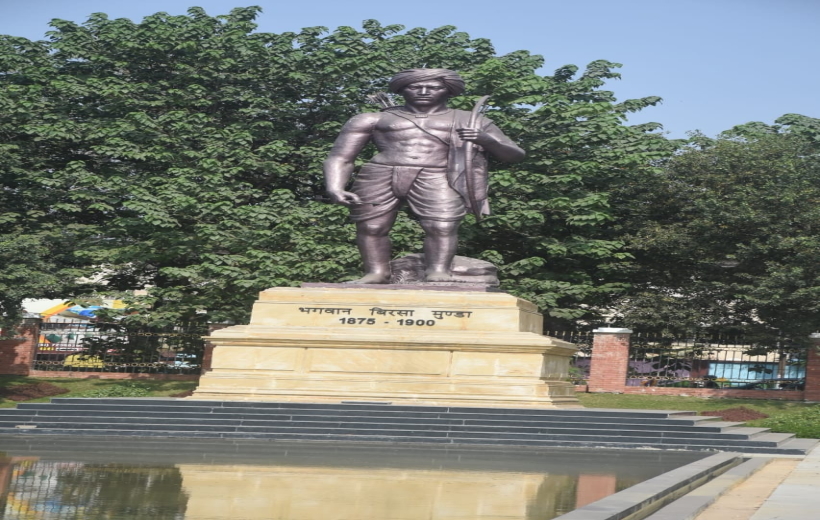 Birsa Munda: Tribal Pride Day will be celebrated across the country on 15 November on the birth anniversary of this warrior who announced the end of British rule in 1899..