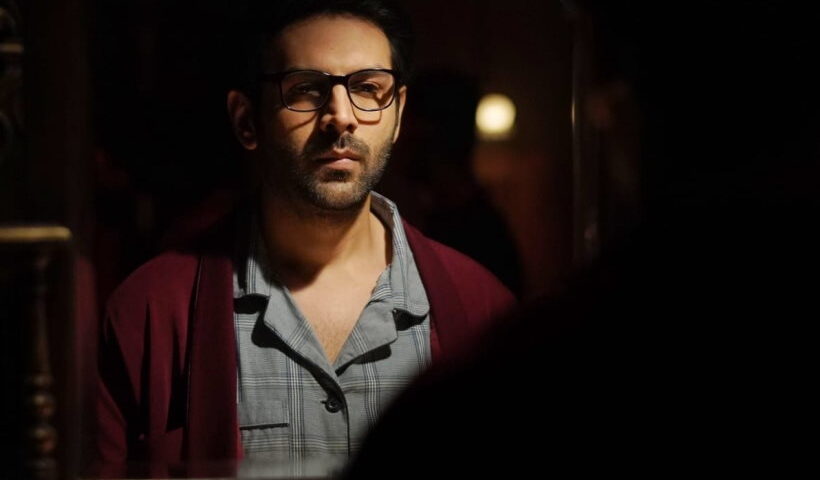 बॉलीवुड एक्टर कार्तिक आर्यन