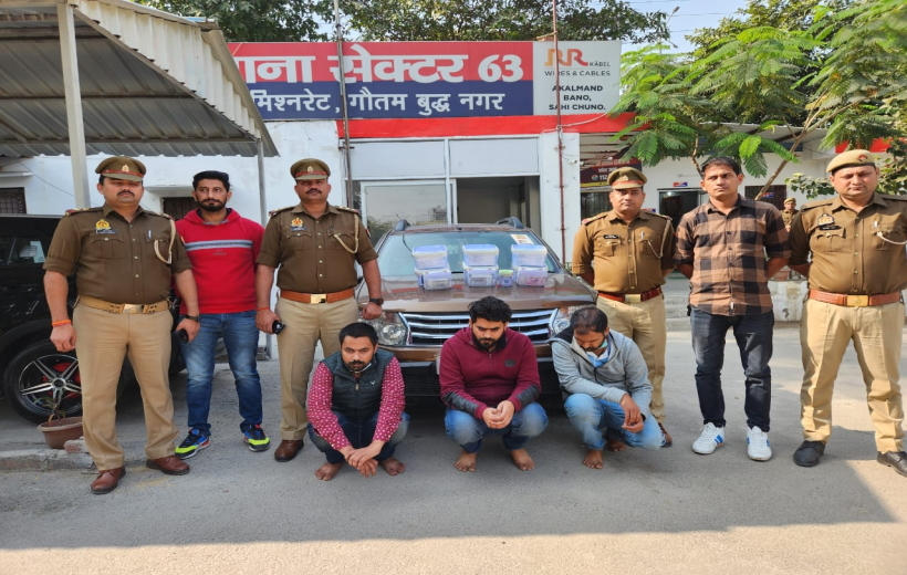 3 arrested for cheating by changing original iPhone to fake, 60 fake phones, 4.5 lakh cash recovered.