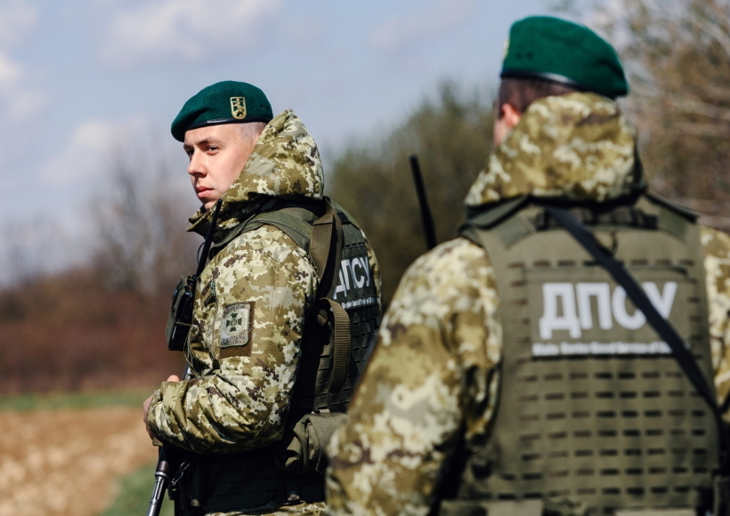 Ukrainian border patrol troops guard the country's border to Hungary on Wednesday. Moscow is warning countries not to supply weapons to Kiev, amid an escalation in the conflict in eastern Ukraine.