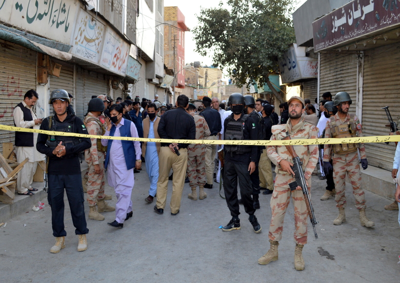 UETTA, Aug. 6, 2019 (Xinhua) -- Security officers cordon off the blast site in Quetta city of Pakistan's southwest Balochistan province on Aug. 6, 2019. A blast hit Quetta city of Pakistan's southwest Balochistan province on Tuesday