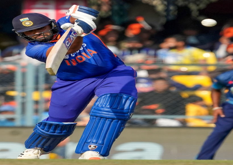 रोहित ने एकदिवसीय शतक आकड़ों पर प्रसारकों की आलोचना की