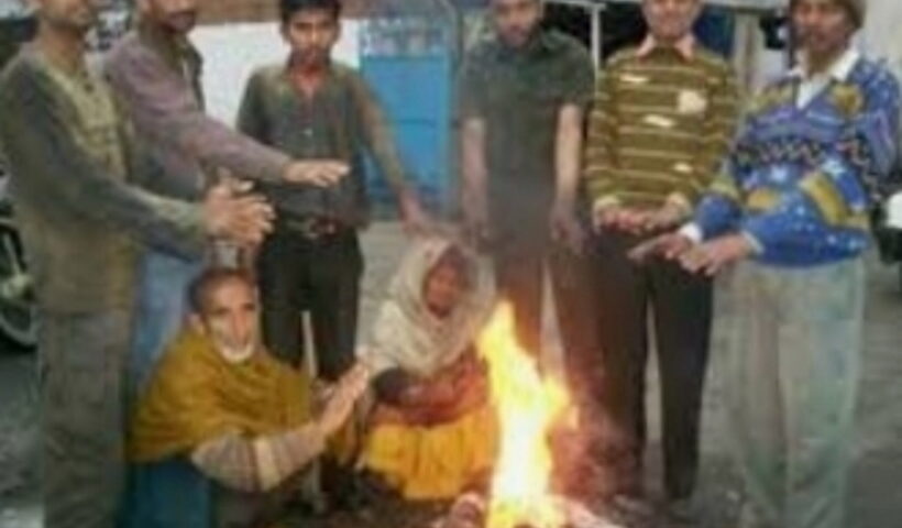 UP People shivered due to cold wave.