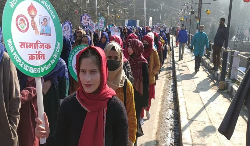 In freezing Kupwara, Pune medico leads women's march to 'Save the Girl Child'