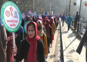 In freezing Kupwara, Pune medico leads women's march to 'Save the Girl Child'