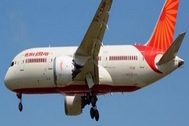 डीजीसीए ने एयर इंडिया पर 10 लाख रुपये का लगाया जुर्माना
