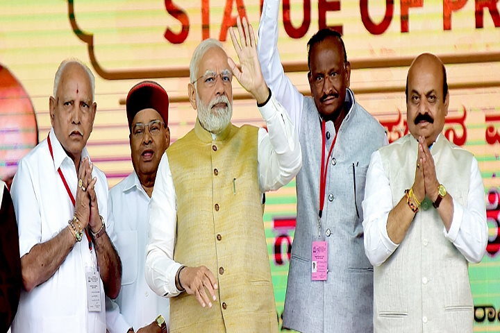 सत्तारूढ़ भाजपा सत्ता विरोधी लहर को कम करने के लिए गुजरात मॉडल अपनाने को तैयार