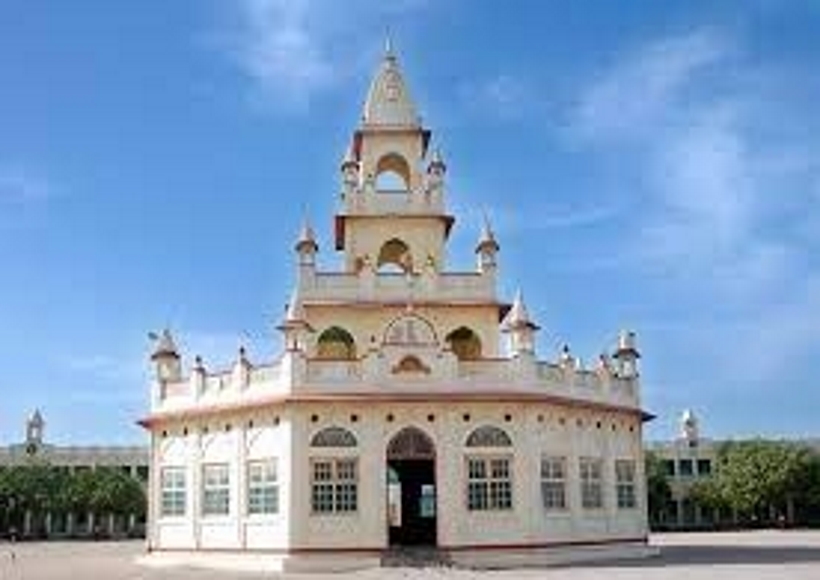 Arya Kanya Gurukul - Probandar.