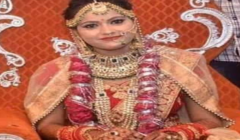 Khushi Dubey.