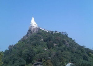 Initiative to solve Jain-tribal dispute on Parasnath Sammed peak