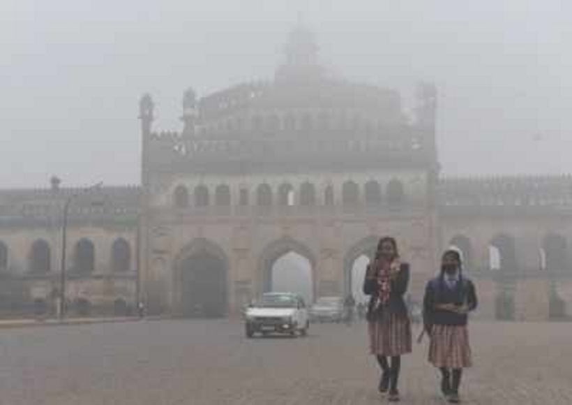 Dense fog in Lucknow.