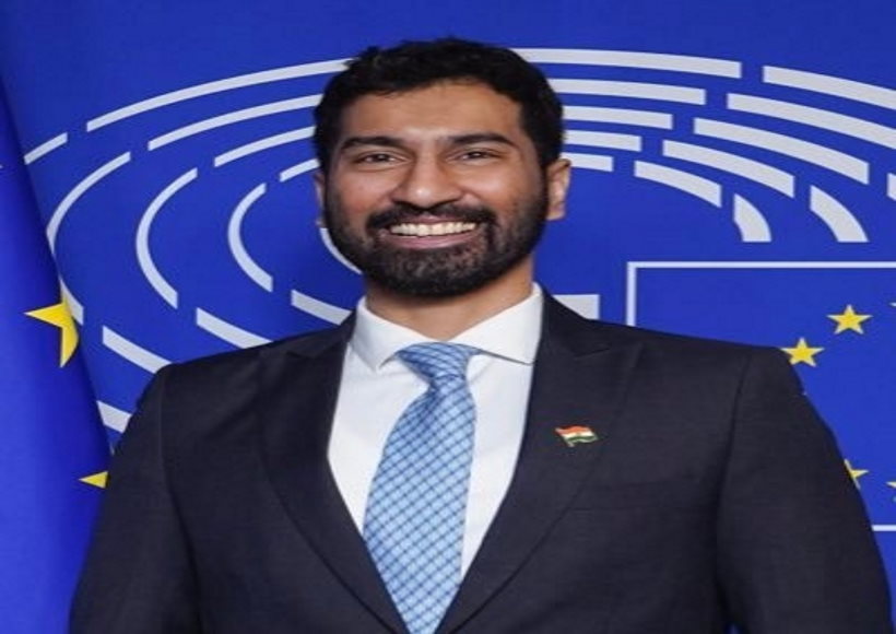 एके एंटनी के बेटे ने छोड़ी कांग्रेस, कहा- 'ट्वीट को वापस लेने के लिए था दबाव'