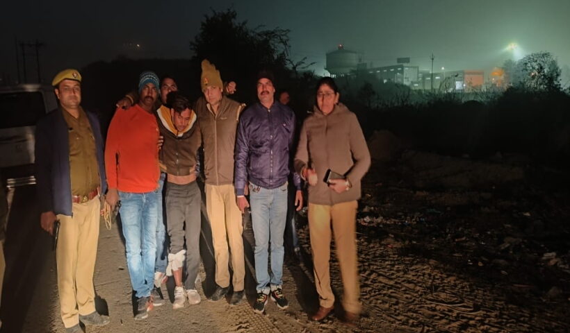 Police arrested the wanted reward of Rs 15000 during the encounter.