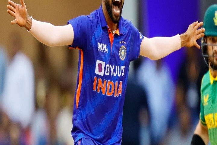 मोहम्मद सिराज आईसीसी वनडे रैंकिंग में नए नंबर-1 गेंदबाज बने
