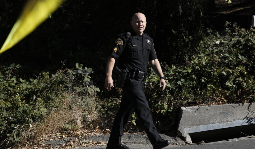 SAN FRANCISCO, Nov. 2, 2019 (Xinhua) -- A police officer works at the site of a shooting incident in Orinda, northern California, the United States, Nov. 1, 2019. Four people were killed and several others wounded in the shooting at a Halloween house party