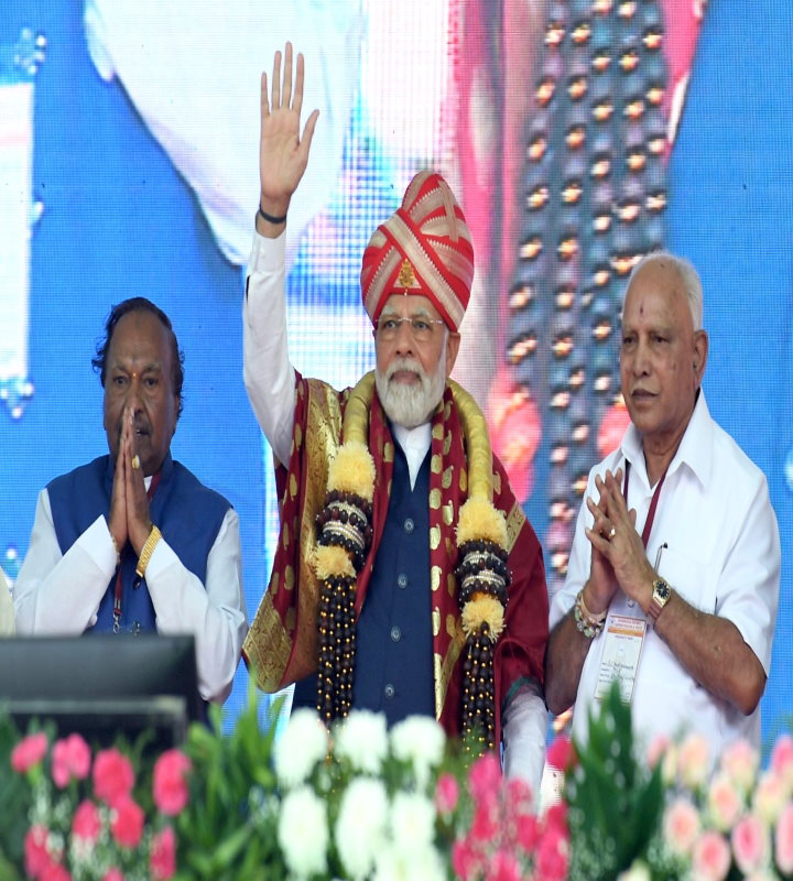 पीएम मोदी ने चुनावी राज्य कर्नाटक में शिवमोग्गा हवाई अड्डे का किया उद्घाटन