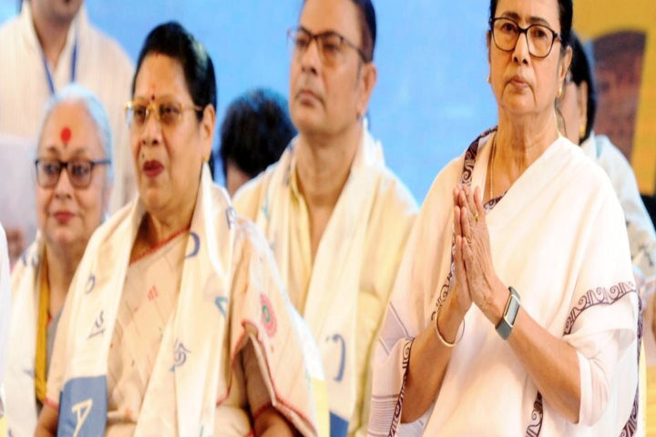 सीएम ममता ने अनिवासी बंगालियों के लिए आपात स्थिति में संवाद करने के लिए पोर्टल लॉन्च किया