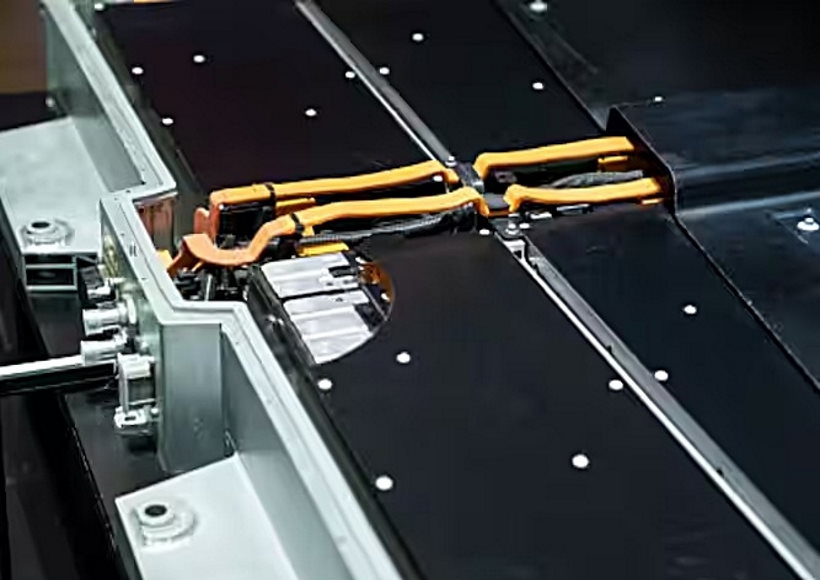 'भारत को लिथियम-आयन बैटरी निर्माण का लक्ष्य पाने को 33,750 करोड़ के निवेश की जरूरत'