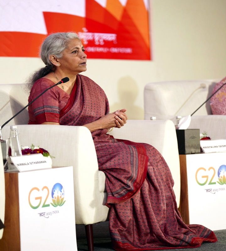 सीतारमण एफएमसीबीजी बैठक से पहले अमेरिकी ट्रेजरी सचिव, जापानी व कनाडाई वित्त मंत्रियों से मिलीं