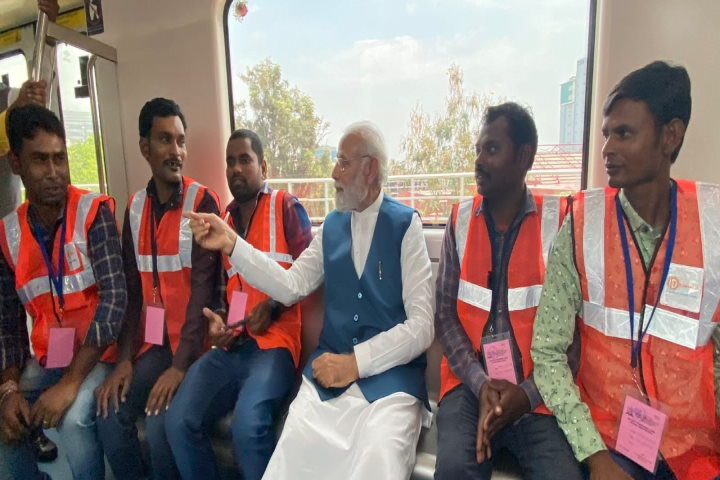 पीएम मोदी ने बेंगलुरु में बहुप्रतीक्षित व्हाइटफील्ड मेट्रो लाइन का किया उद्घाटन