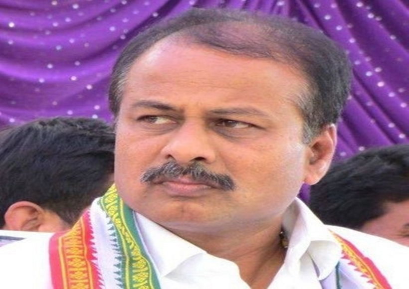 दिल का दौरा पड़ने से कर्नाटक कांग्रेस के कार्यकारी अध्यक्ष ध्रुवनारायण का निधन