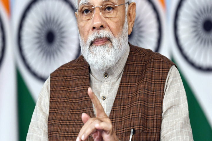 हमें अपनी गति में सुधार करना होगा और टॉप गियर में चलना होगा : मोदी