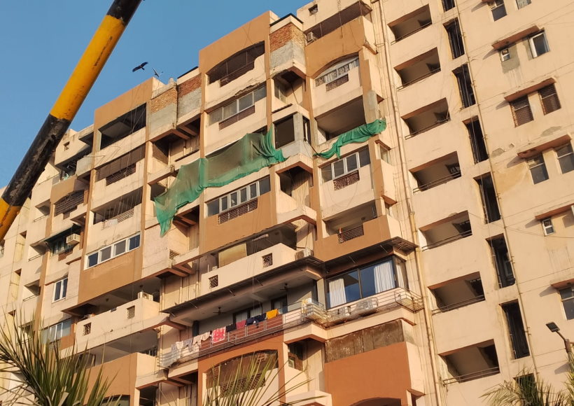 सिग्नेचर व्यू अपार्टमेंट के घटिया निर्माण को लेकर दोषी अधिकारियों की सीबीआई करे जांच: डीडीए