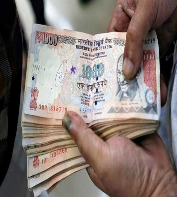 सुप्रीम कोर्ट ने विमुद्रीकृत नोट स्वीकार करने के अलग-अलग मामलों पर विचार से किया इनकार