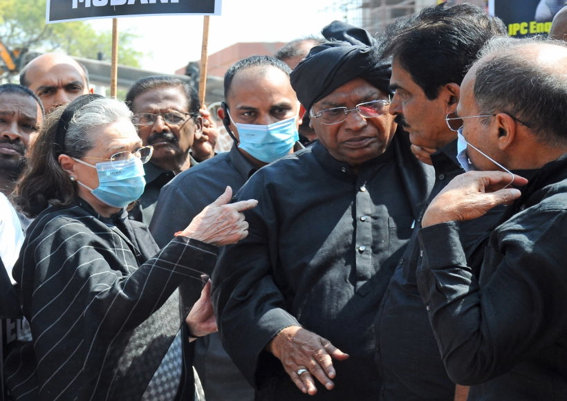 लाल किले से टाउन हॉल तक कांग्रेस निकालेगी 'लोकतंत्र बचाओ मशाल मार्च'