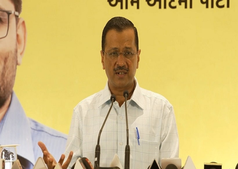 दिल्ली के बजट में देरी से सियासत गरमाई, बीजेपी ने कहा, केजरीवाल अपनी गलती का ठीकरा फोड़ रहे केंद्र पर