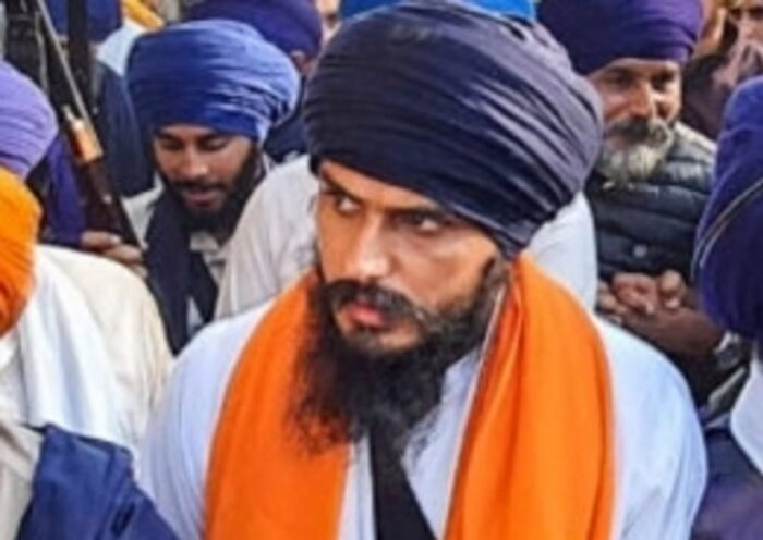 अमृतपाल सिंह को पेश करने के लिए बंदी प्रत्यक्षीकरण पर पंजाब को नोटिस