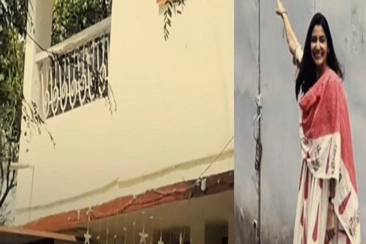 अनुष्का शर्मा बचपन के घर महू पहुंचीं, कहा- 'दिल भर आया'