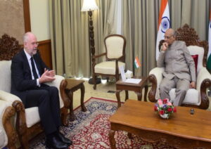 बड़ी उम्रदराज आबादी के साथ, जर्मनी वर्तमान में 400,000 कुशल कर्मचारियों की भारी कमी का सामना कर रहा है और देश की महत्वपूर्ण जरूरतों को पूरा करने के लिए भारत की ओर देख रहा है। एक राजनयिक ने मंगलवार को यह बात क