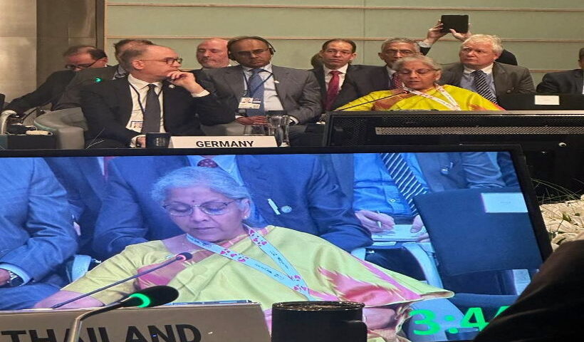 सीतारमण ने वैश्विक संकट से निपटने के लिए ऋण पुनर्गठन का किया आह्वान