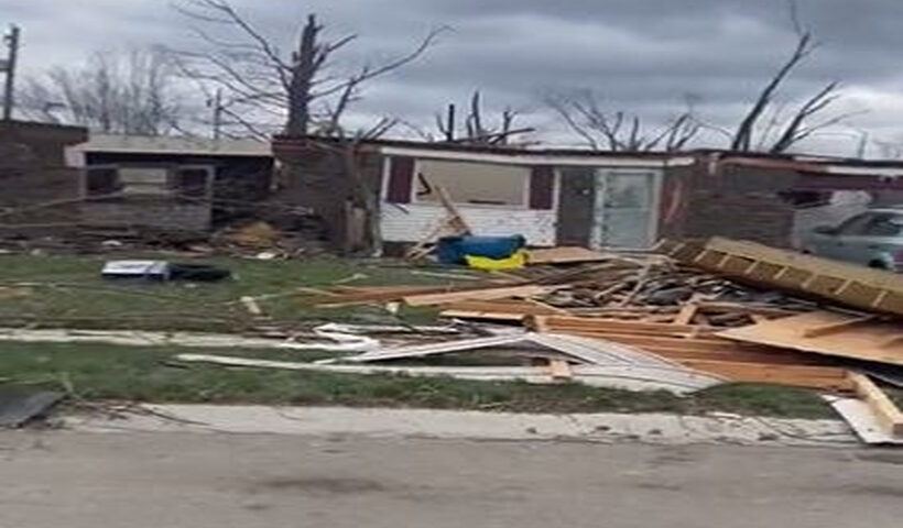 अमेरिका में बवंडर